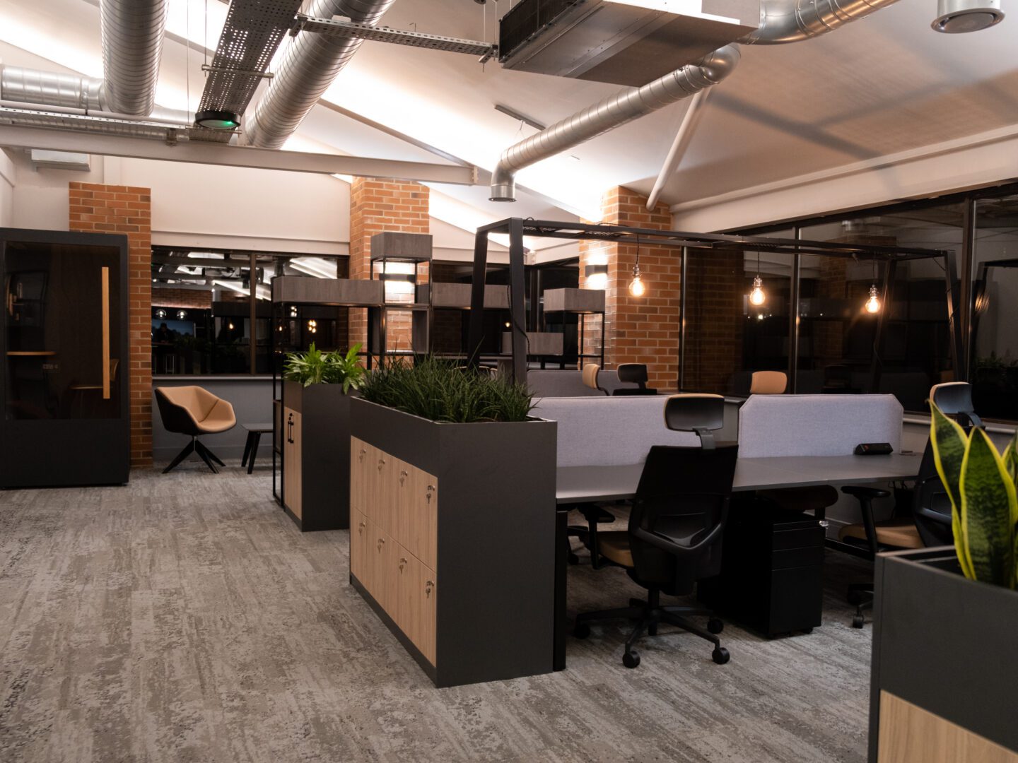dursley-focus-coworking-space-solent-sky-services-163